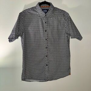 Monument Mens Black and White GhostPatterned Short Sleeve Summer Button Up Shirt
